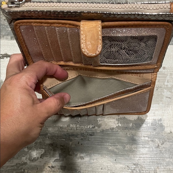 Consuela Kyle Slim Wallet - Picture 8 of 11